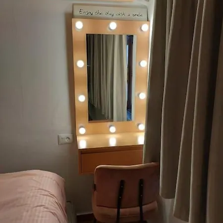 Frequency 286 טיראנה