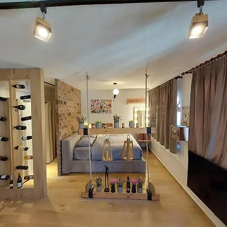 Frequency 286 Apartment Tirana