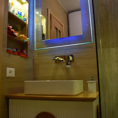 Frequency 286 Apartment Tirana