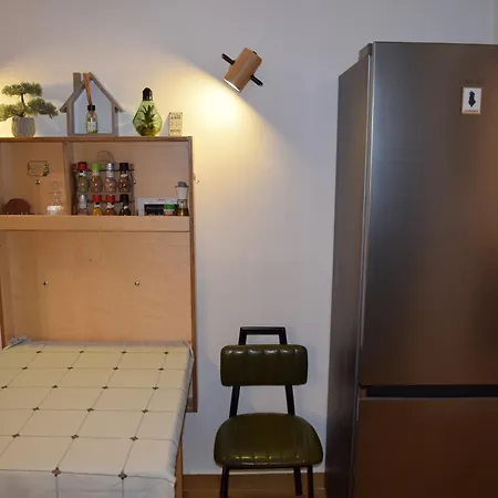 Apartment Frequency 286 *